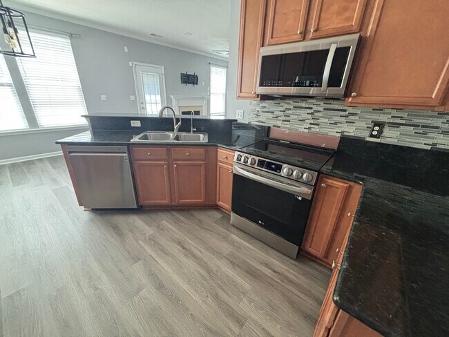 Building Photo - 4316 Schooner Trail