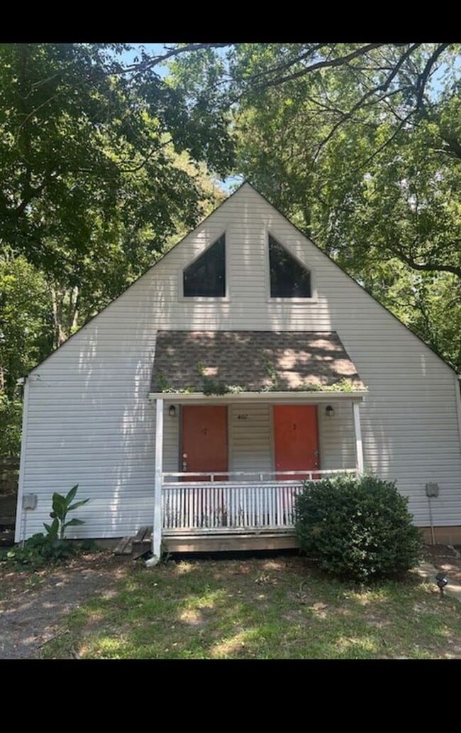 Building Photo - 407 Lindsay Rd