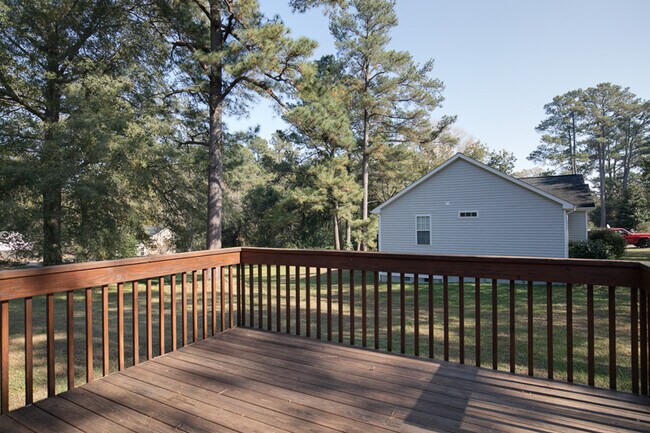 Building Photo - Corner Lot 3 Bedroom Single-Family Rental with Large Deck