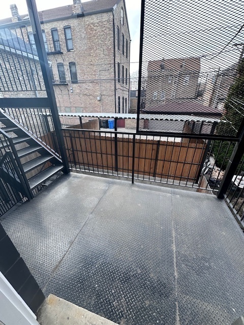 Building Photo - 1916 S Loomis St