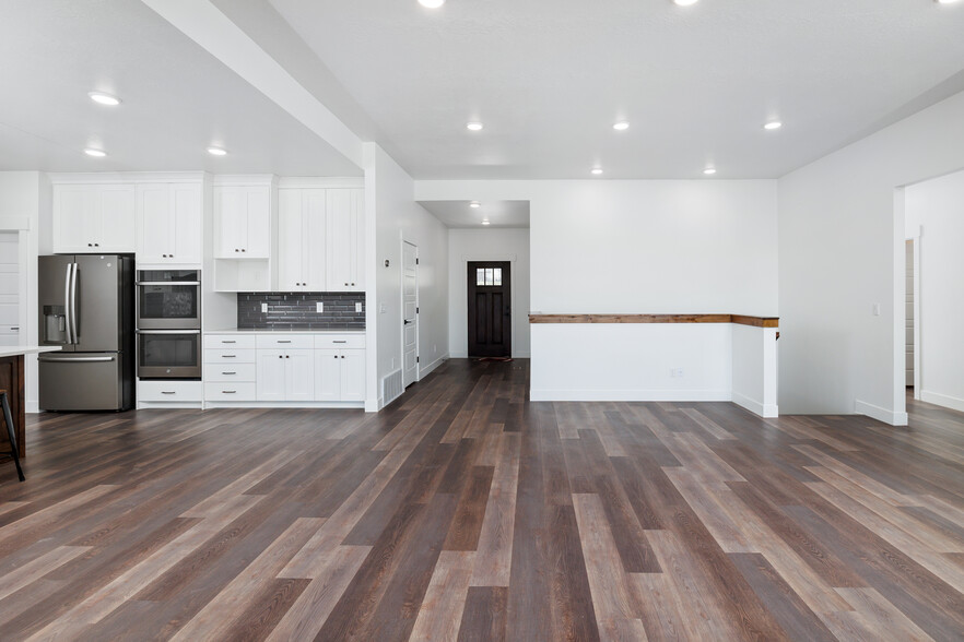 Building Photo - 277 S 1250 E