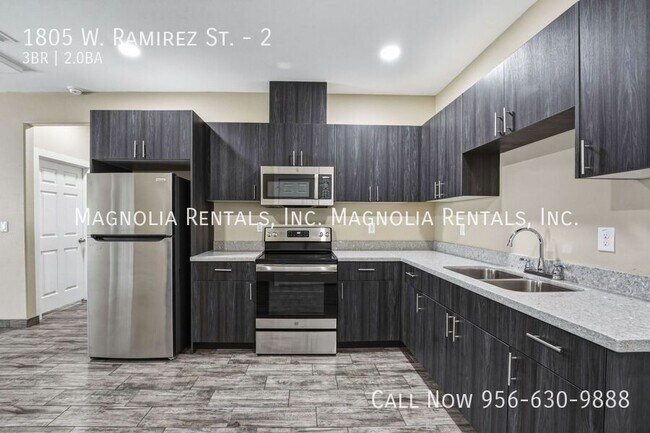 Building Photo - 1805 W Rafael Ramirez St