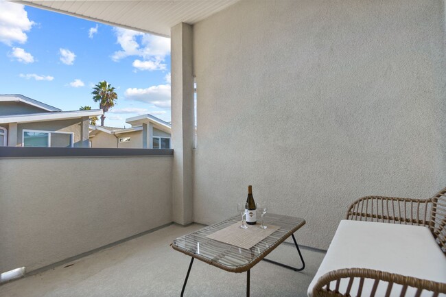 Building Photo - Available February! Upscale Carlsbad Townhome - 2 Blocks to the beach