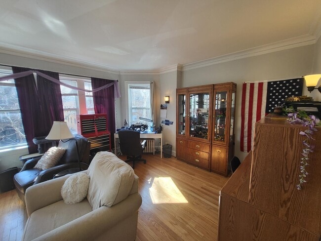 Building Photo - 5428-5430 N Kimball