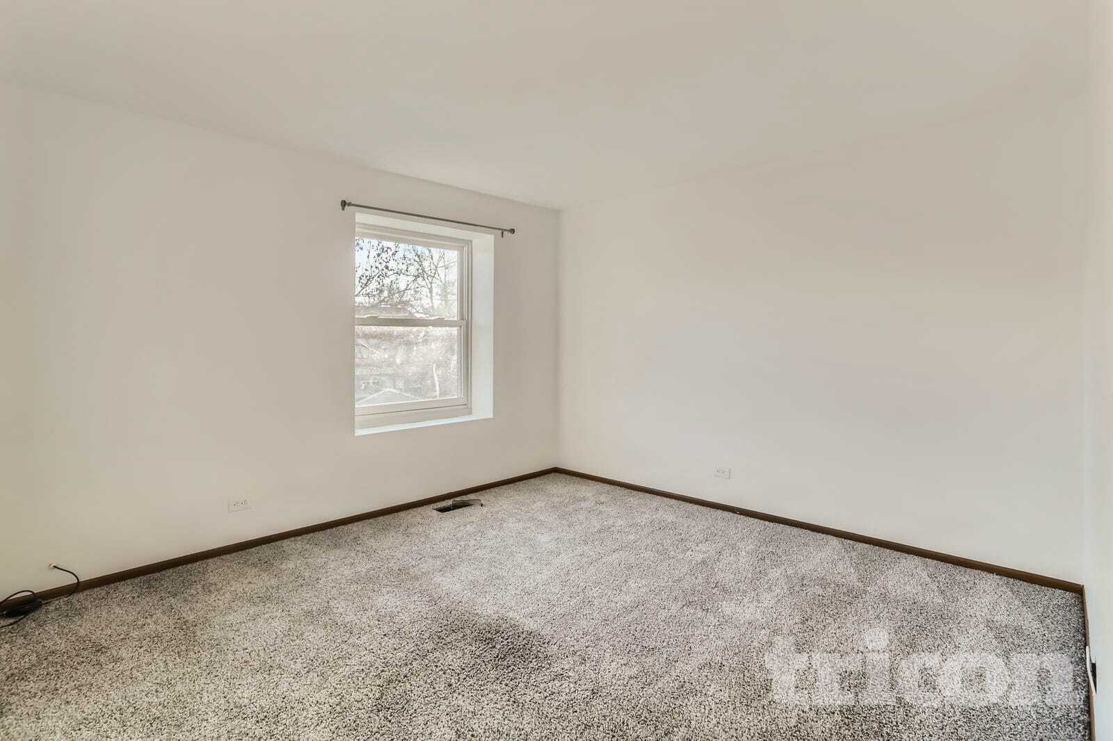 Building Photo - 1419 Farrington Ln