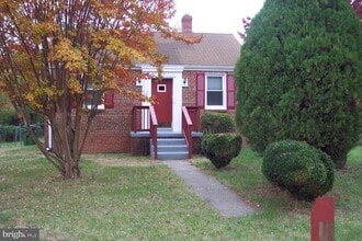 Building Photo - 4115 Leake Ave