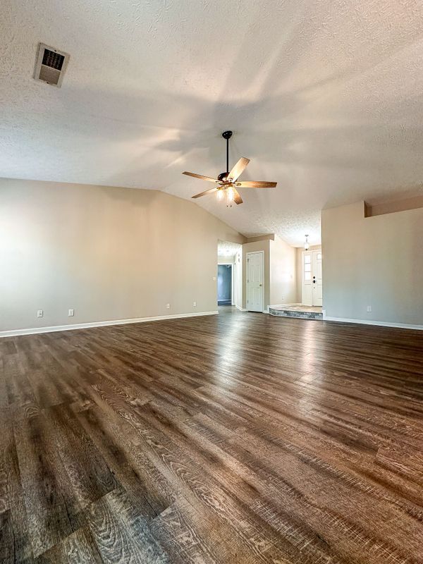 Building Photo - 3552 Plum Creek Trail NW