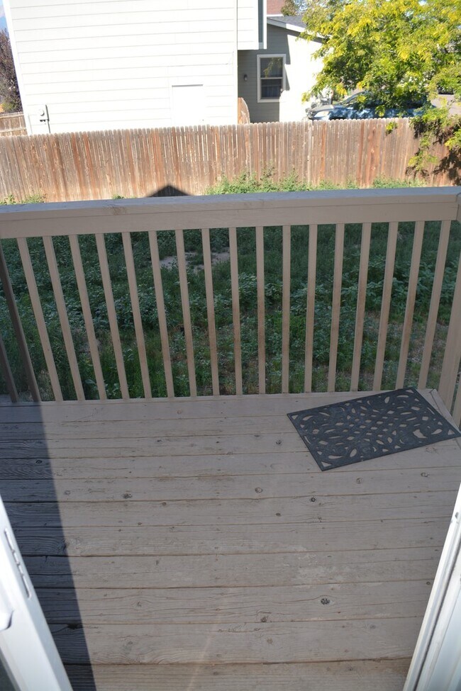 Building Photo - Spacious Sundown 4BD Home on Corner Lot – ...