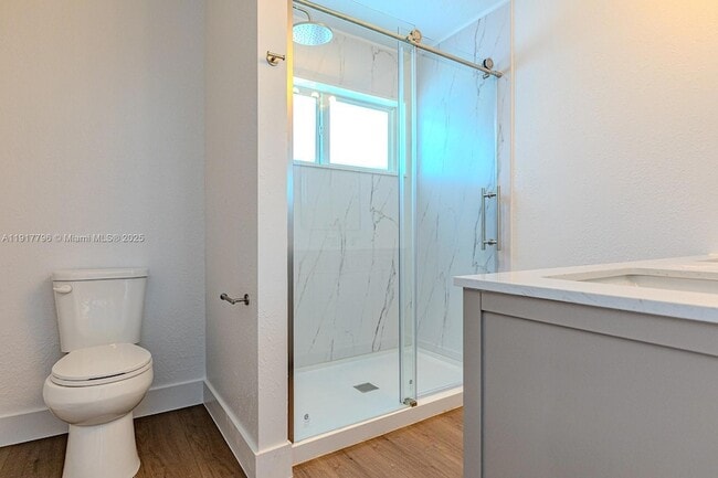 Building Photo - 2795 N 40th Ave