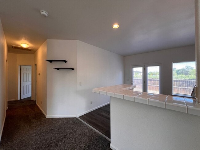 Building Photo - Mallard Estates 4 Bedroom, 2 Bath Home- Fallon, NV
