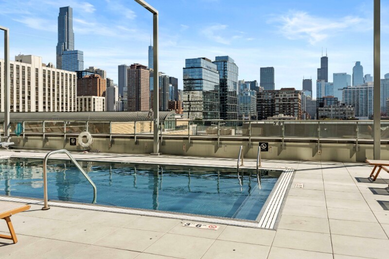 Building Photo - 236 W Hill St