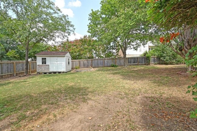 Building Photo - 9028 Heiden Lane