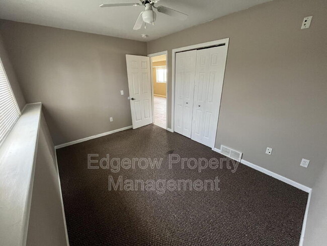 Building Photo - 3607 Deeprose Dr SE