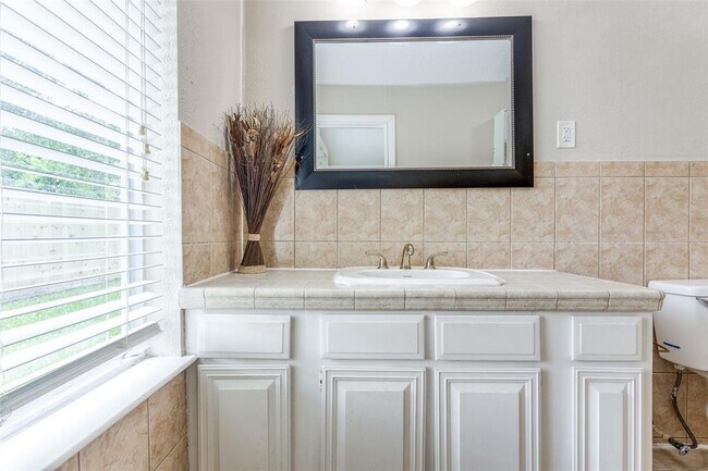 Building Photo - 12703 Braewood Glen Ln