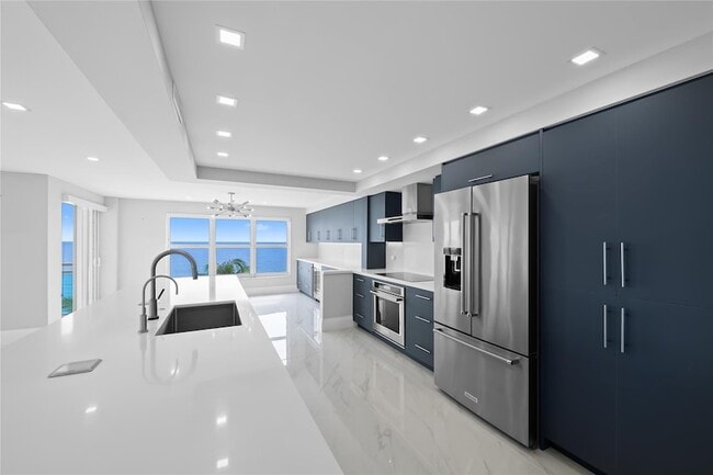 Building Photo - 3900 Galt Ocean Dr