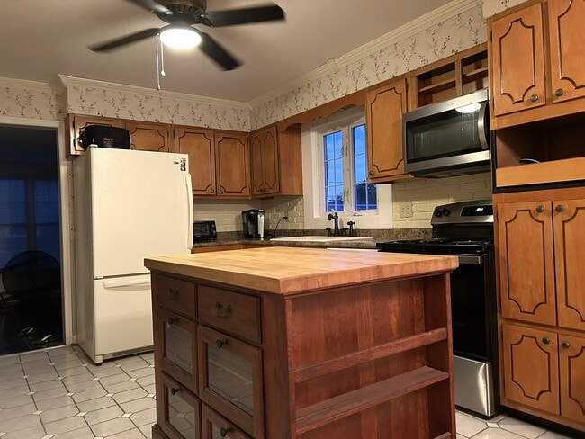 Building Photo - 708 Flintlock Dr