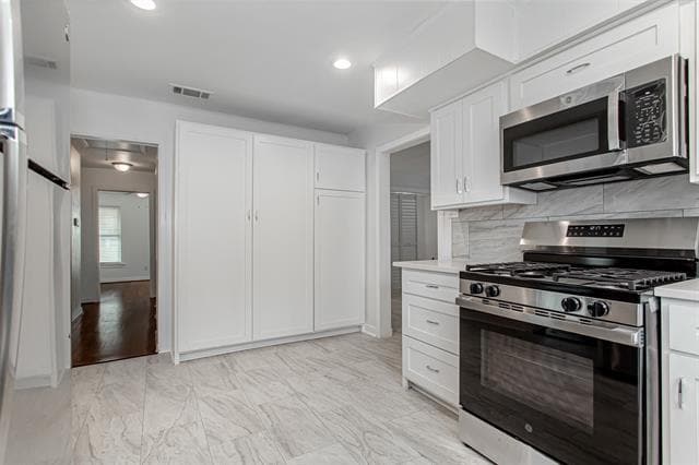 Building Photo - 3311 Tooms St