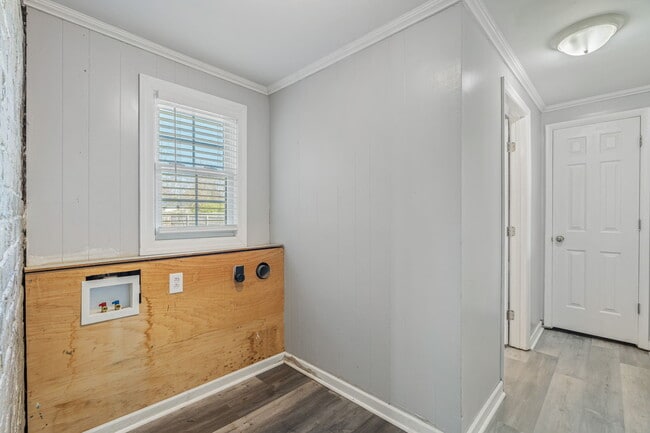 Building Photo - 2920 Byington Beaver Ridge Rd