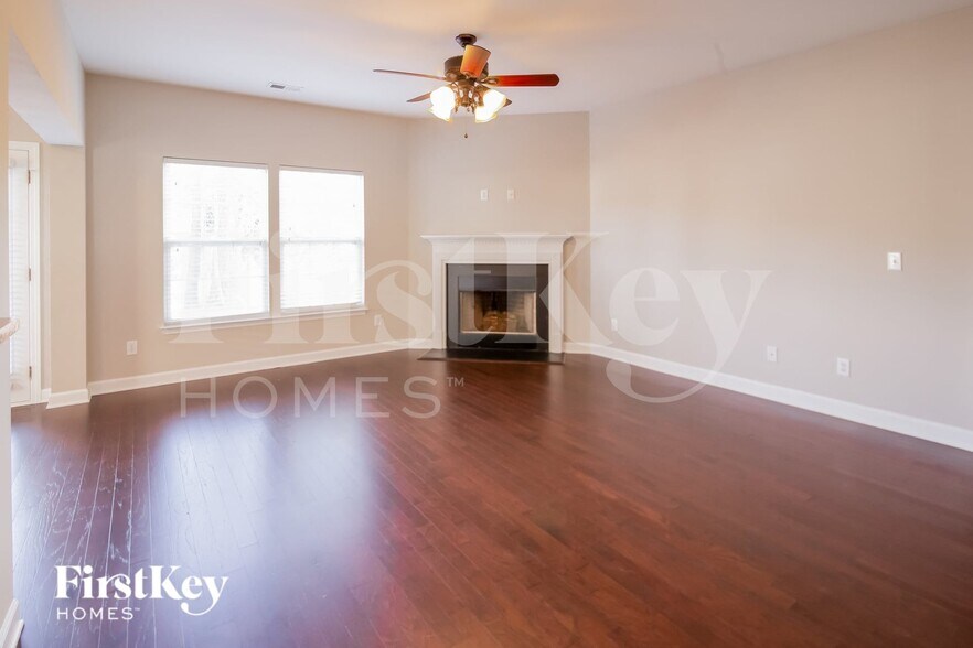 Building Photo - 254 Killarney Trail