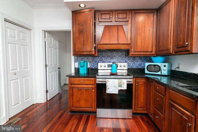 Building Photo - 5444 E Nithsdale Dr