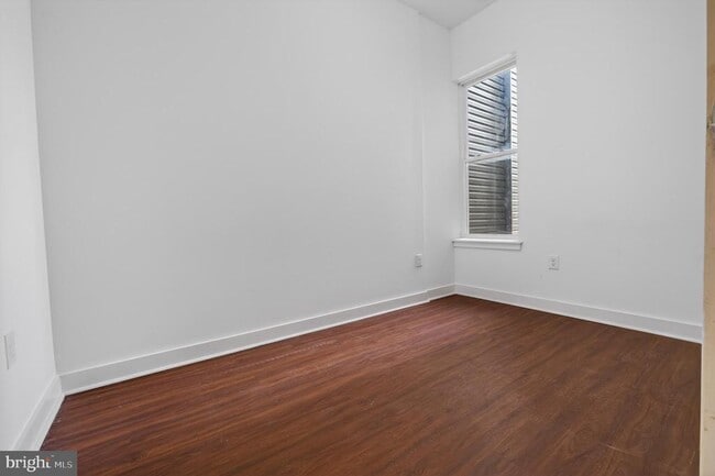 Building Photo - 6040 Market St