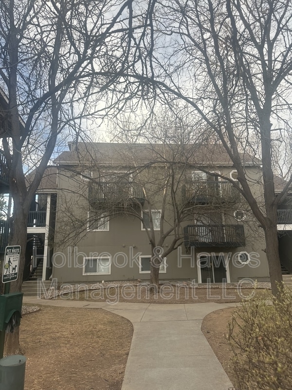 Building Photo - 4531 Boardwalk Dr