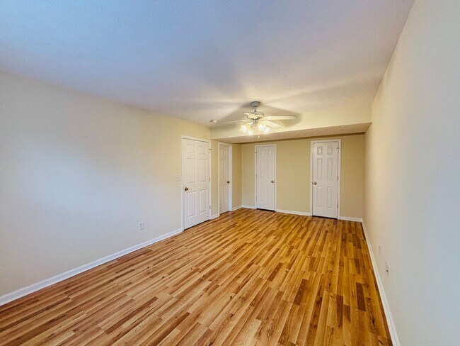 Building Photo - 228 Mountain Breeze Dr