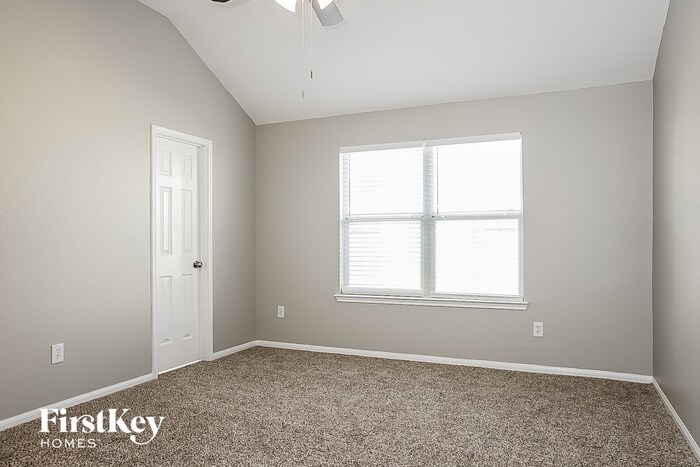 Building Photo - 6807 Blake Ct