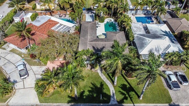 Building Photo - 1147 Buchanan St