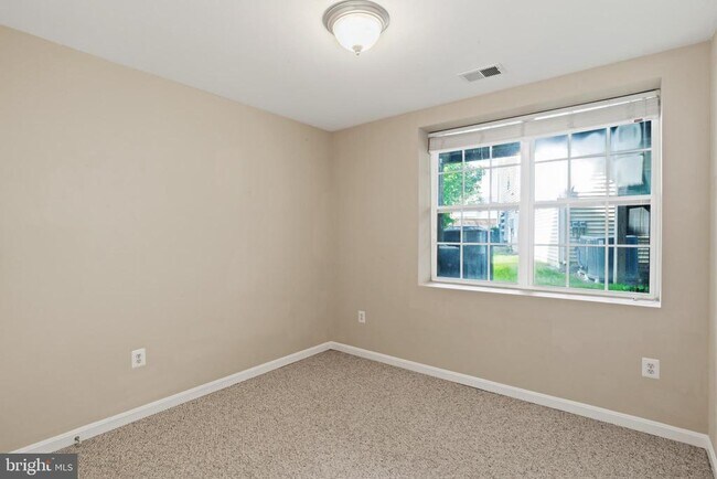 Building Photo - 1831 Cedar Cove Way