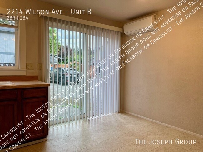 Building Photo - 2214 Wilson Ave