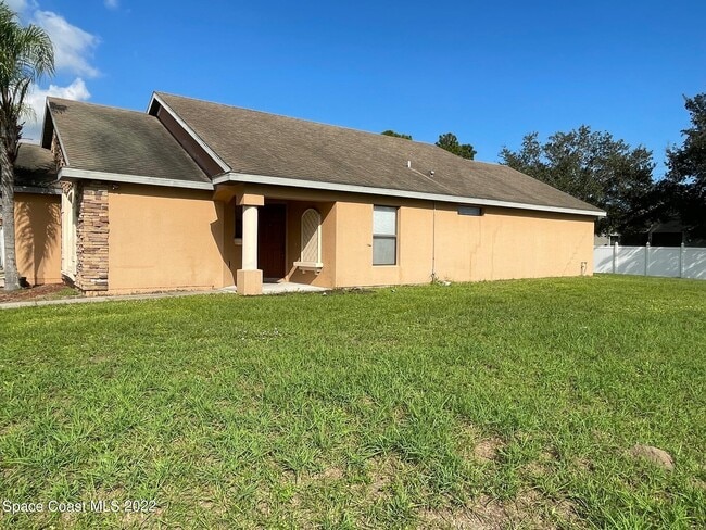 Building Photo - 1897 Gould Ave SW