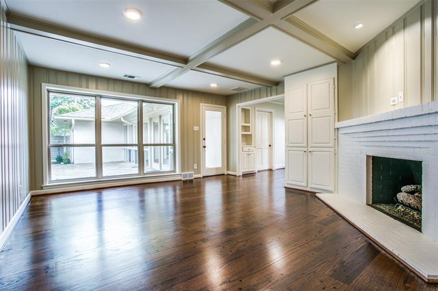 Building Photo - 6908 Lavendale Ave