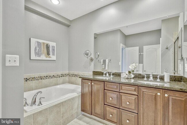 Building Photo - 1846 Potomac Greens Dr
