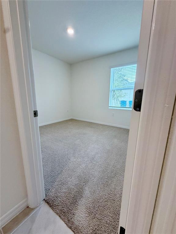 Building Photo - 824 Horsetail Dr