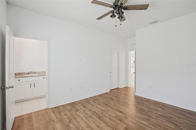 Building Photo - 10747 Laxer Cay Loop