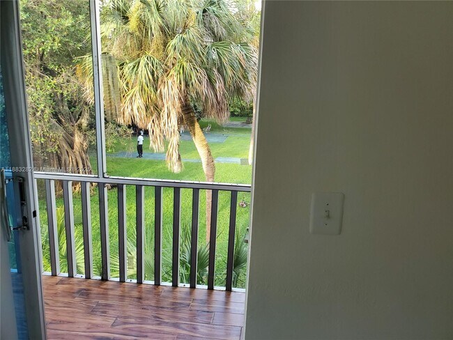 Building Photo - 1420 Atlantic Shores Blvd