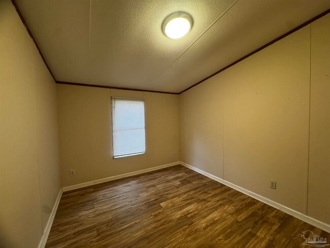 Building Photo - 4409 Gatewood Ln