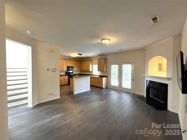 Building Photo - 10777 Essex Hall Dr