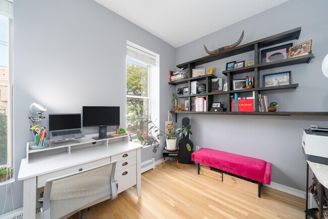 Building Photo - 201 Pavonia Ave