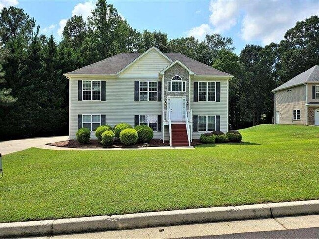 Building Photo - 197 Meadow Spring Ct
