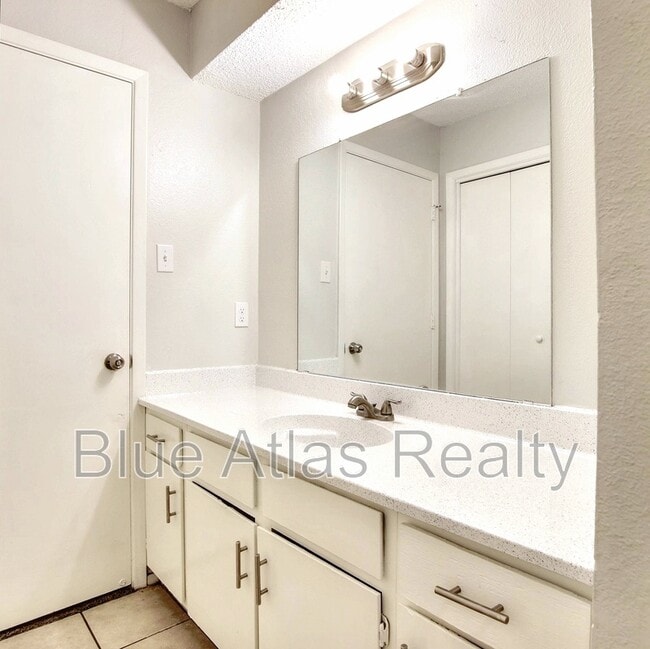 Building Photo - 1714 Fitzgerald Ct