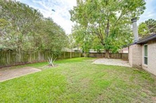 Building Photo - 6802 Glenray Dr