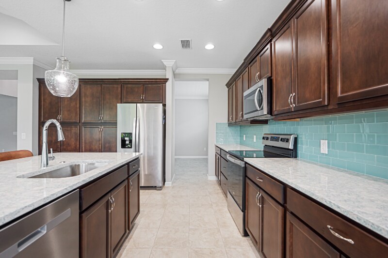 Building Photo - 8709 Coral Reef Wy