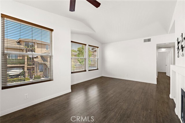 Building Photo - 1150 S Positano Ave