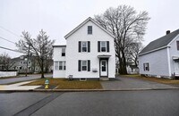 Building Photo - 51 Blossom St