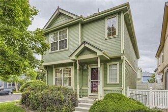 Building Photo - 1642 S Buckley Way