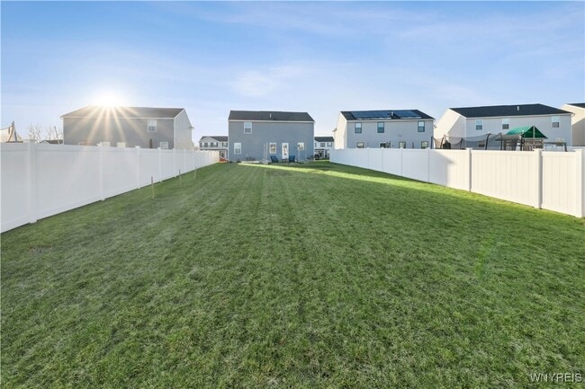 Building Photo - 32 Florence Ln