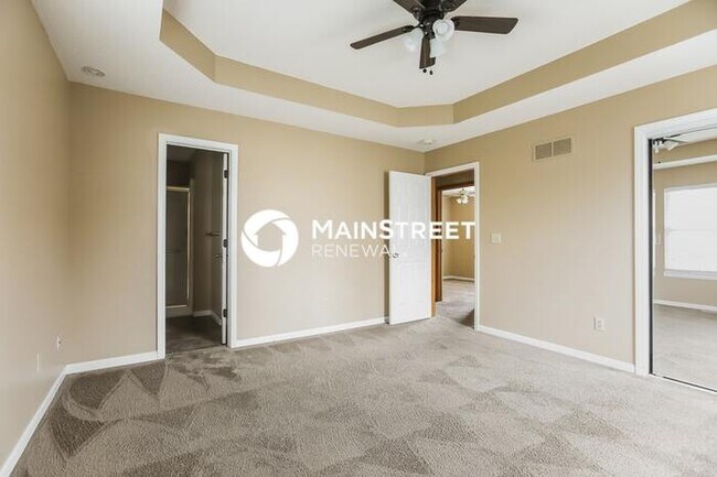 Building Photo - 3 Bedroom Pet-Friendly Home in Raymore, MO...