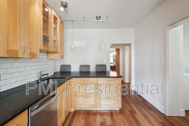 Building Photo - 507 N 1st St